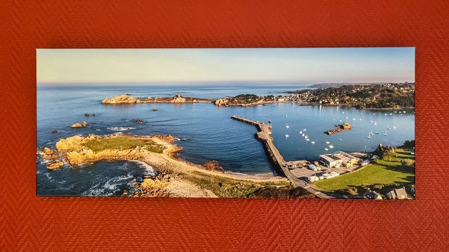 Tirage photo de la baie de Morlaix accroché au mur