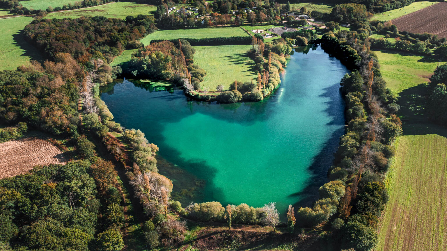 Vue aériennes de l'Etang de Mesqueau à Plougasnou